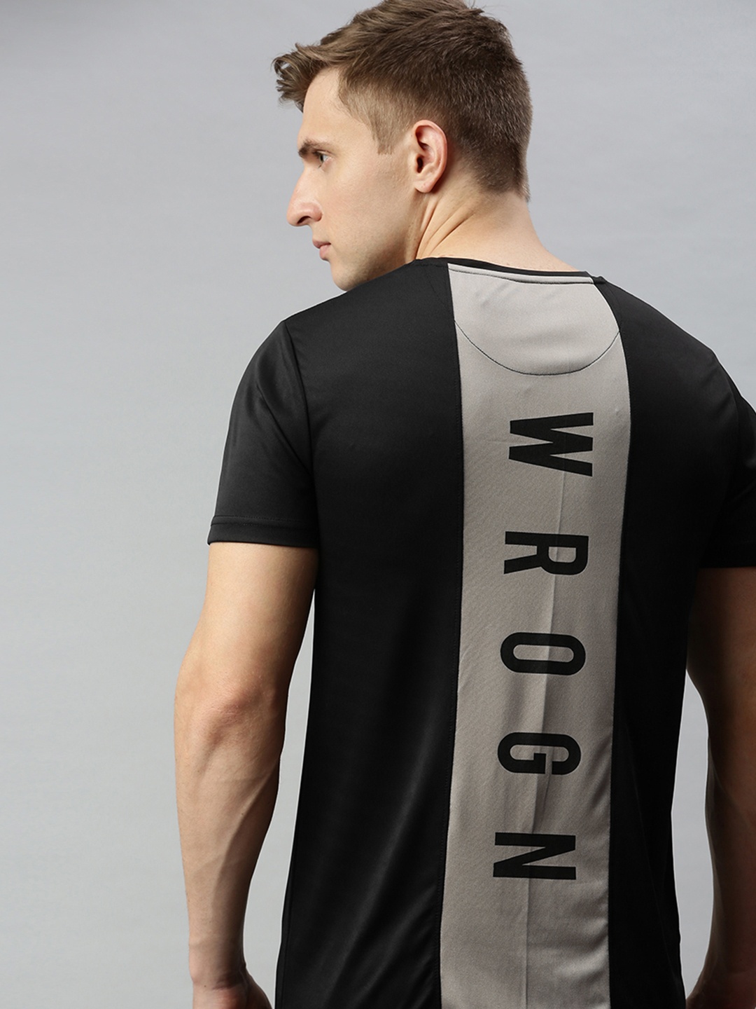 

WROGN ACTIVE Men Black Printed Back Round Neck T-shirt