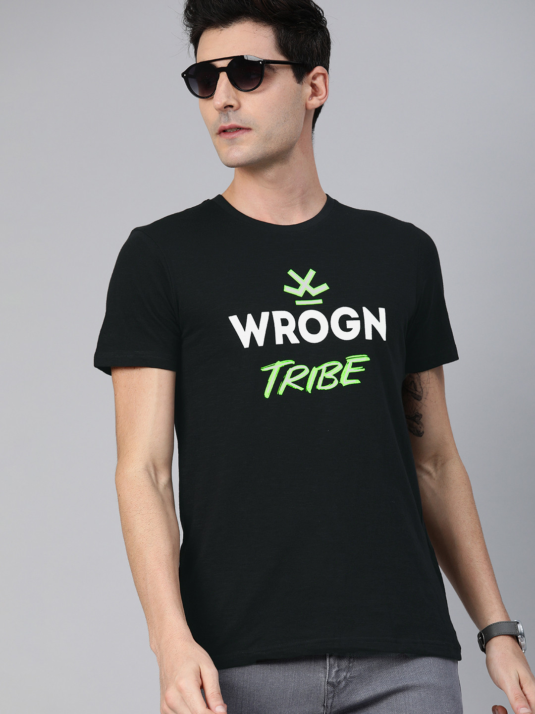 

WROGN Men Black Slim Fit Printed Round Neck Pure Cotton T-shirt