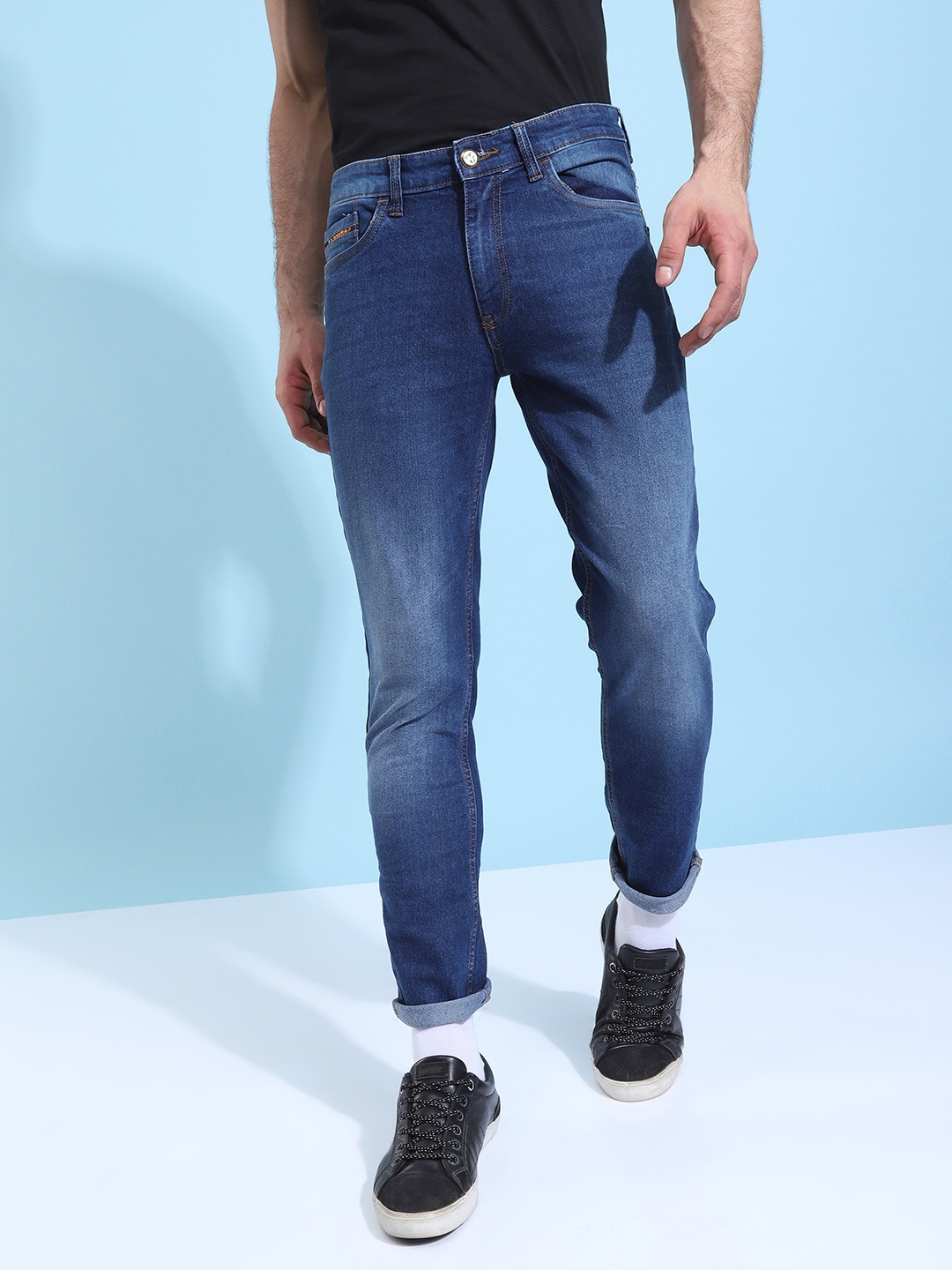 

The Indian Garage Co Men Blue Slim Fit Mid-Rise Clean Look Stretchable Jeans