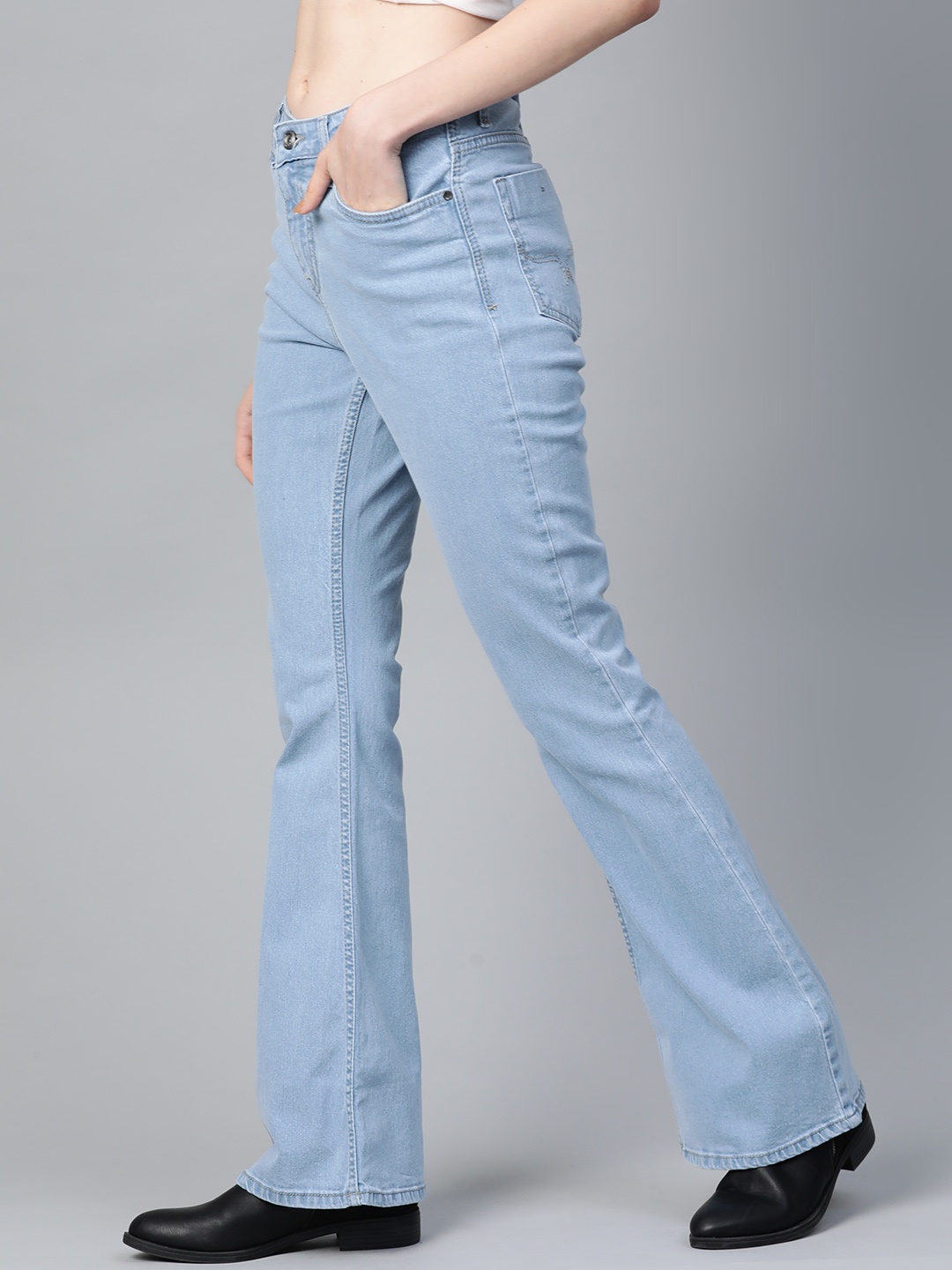

Roadster Women Blue Flare Fit High-Rise Clean Look Stretchable Jeans
