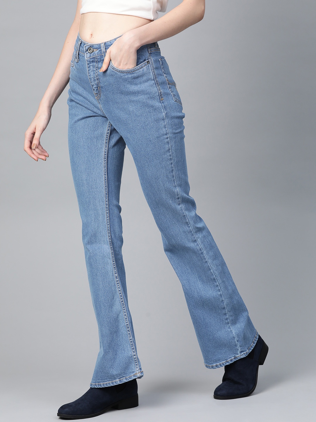 

Roadster Women Blue Flared Fit High-Rise Clean Look Stretchable Jeans