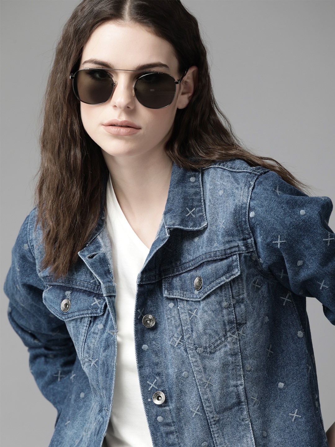 

Roadster Women Blue Pure Cotton Washed Embroidered Denim Jacket