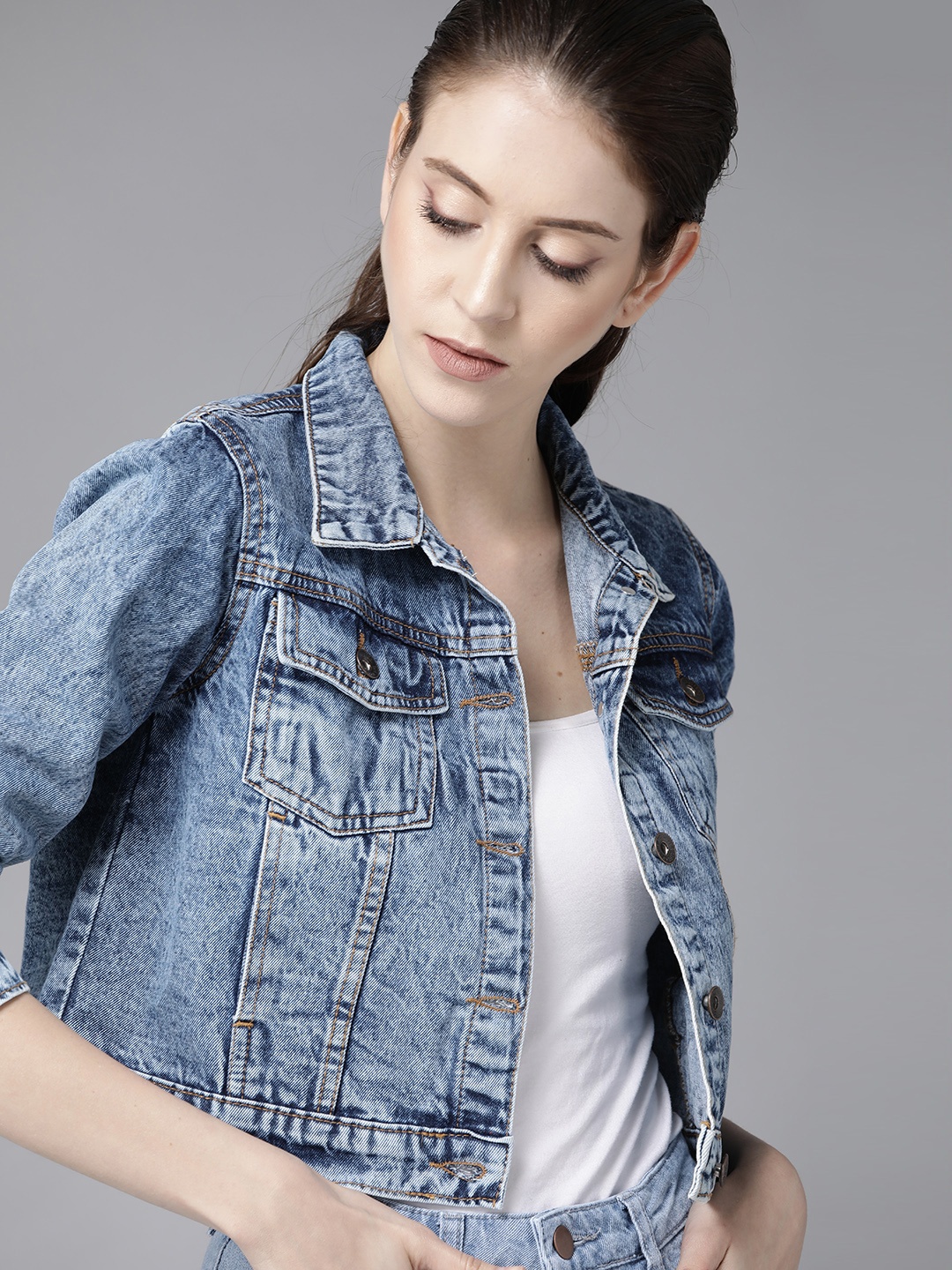 

Roadster Women Blue Washed Cropped Denim Jacket