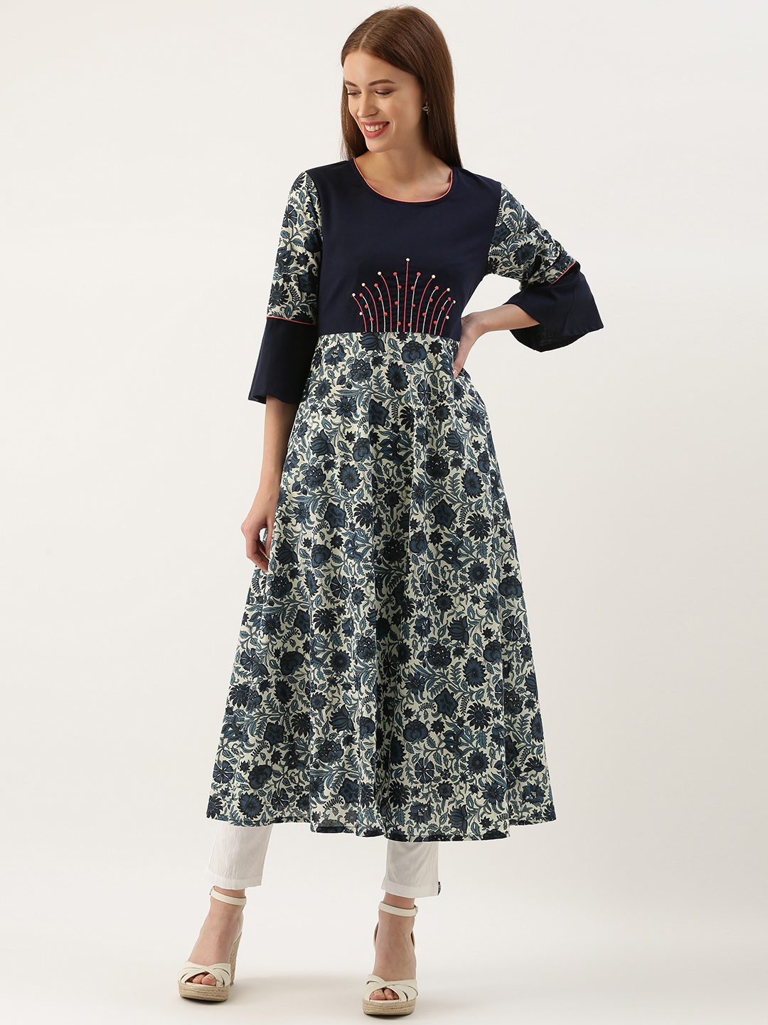 

FABRIC FITOOR Women Navy Blue Printed Anarkali Kurta