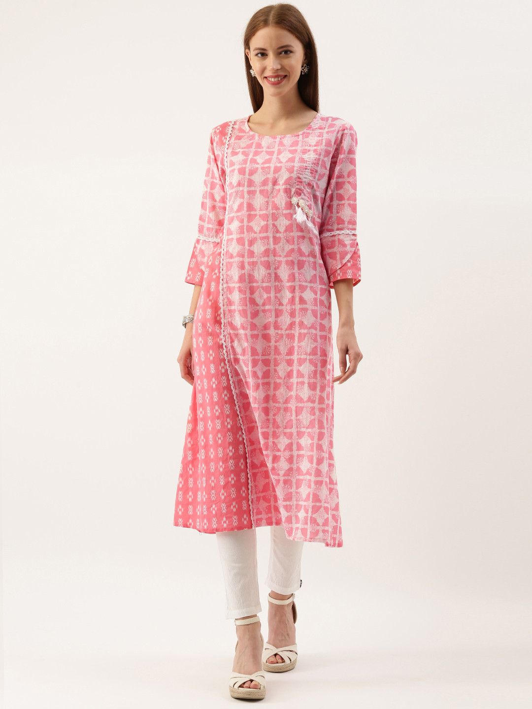 

FABRIC FITOOR Women Pink & White Printed Straight Kurta