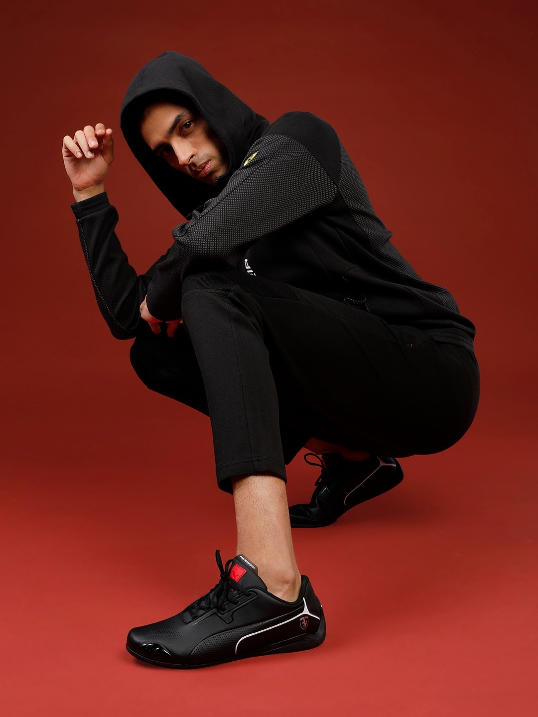 

PUMA Motorsport Men Black Solid Scuderia Ferrari Drift Cat 8 Sneakers
