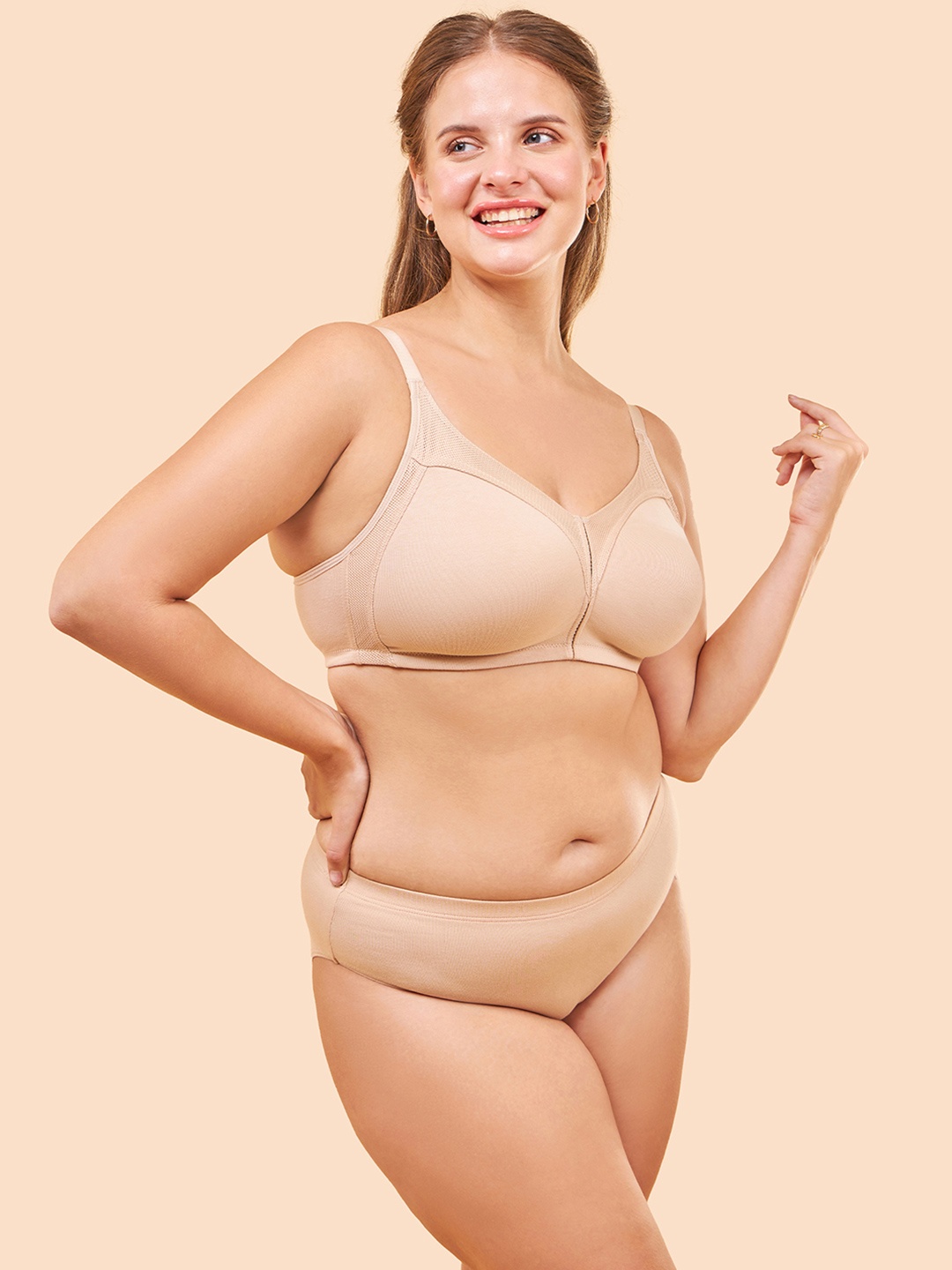 

Enamor Fab-Cool Non-Wired And Non Padded Cotton Fab-Cool T-Shirt Bra AB75, Beige