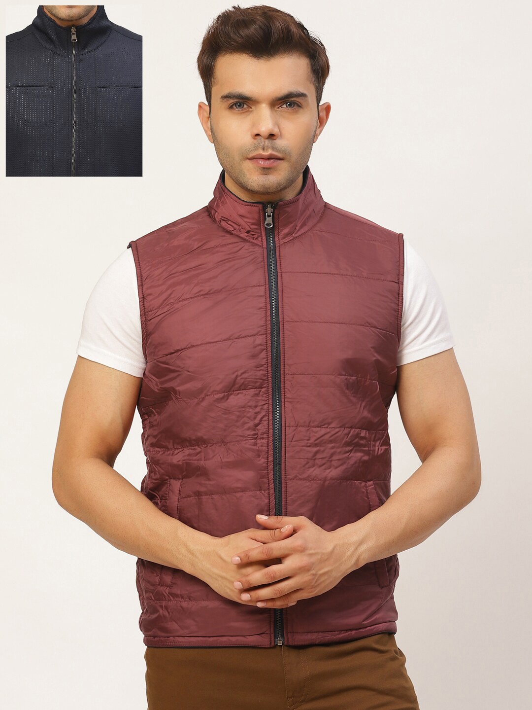

Pierre Carlo Men Maroon & Navy Blue Solid Reversible Padded Jacket