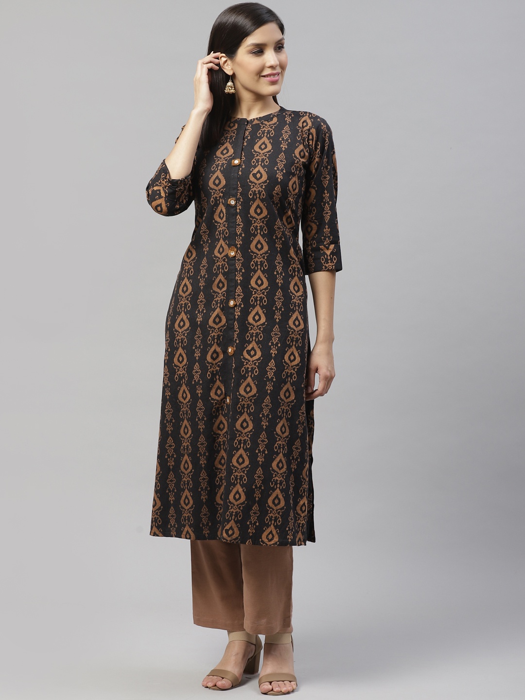 

SILVER STOCK Women Black & Brown Printed A-Line Ikkat Kurta