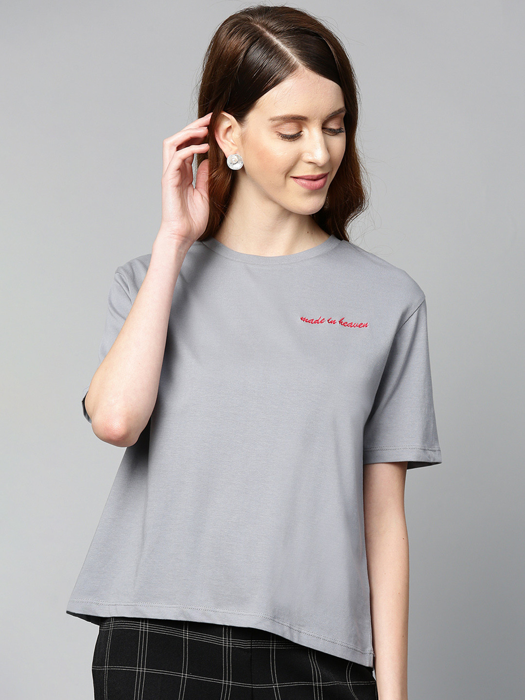 

SASSAFRAS Women Grey Solid Round Neck Pure Cotton T-shirt