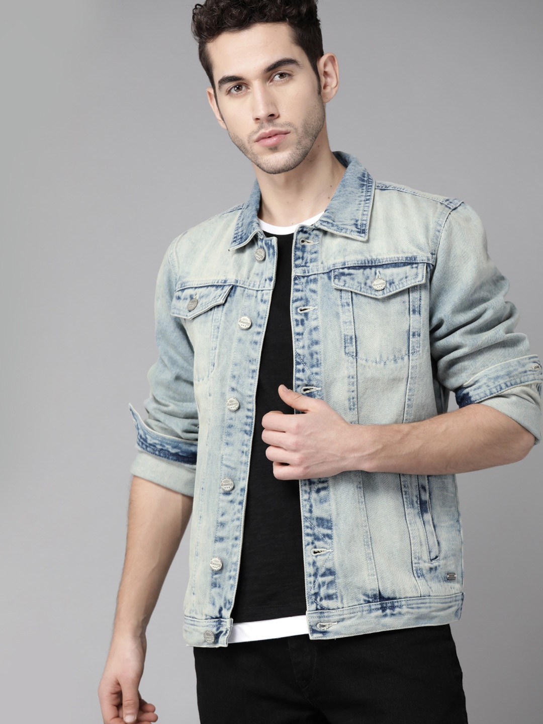 

Roadster Men Blue Washed Denim Jacket