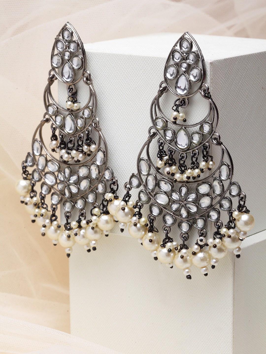 

PANASH Black & White Rhodium-Plated Crescent Shaped Chandbalis