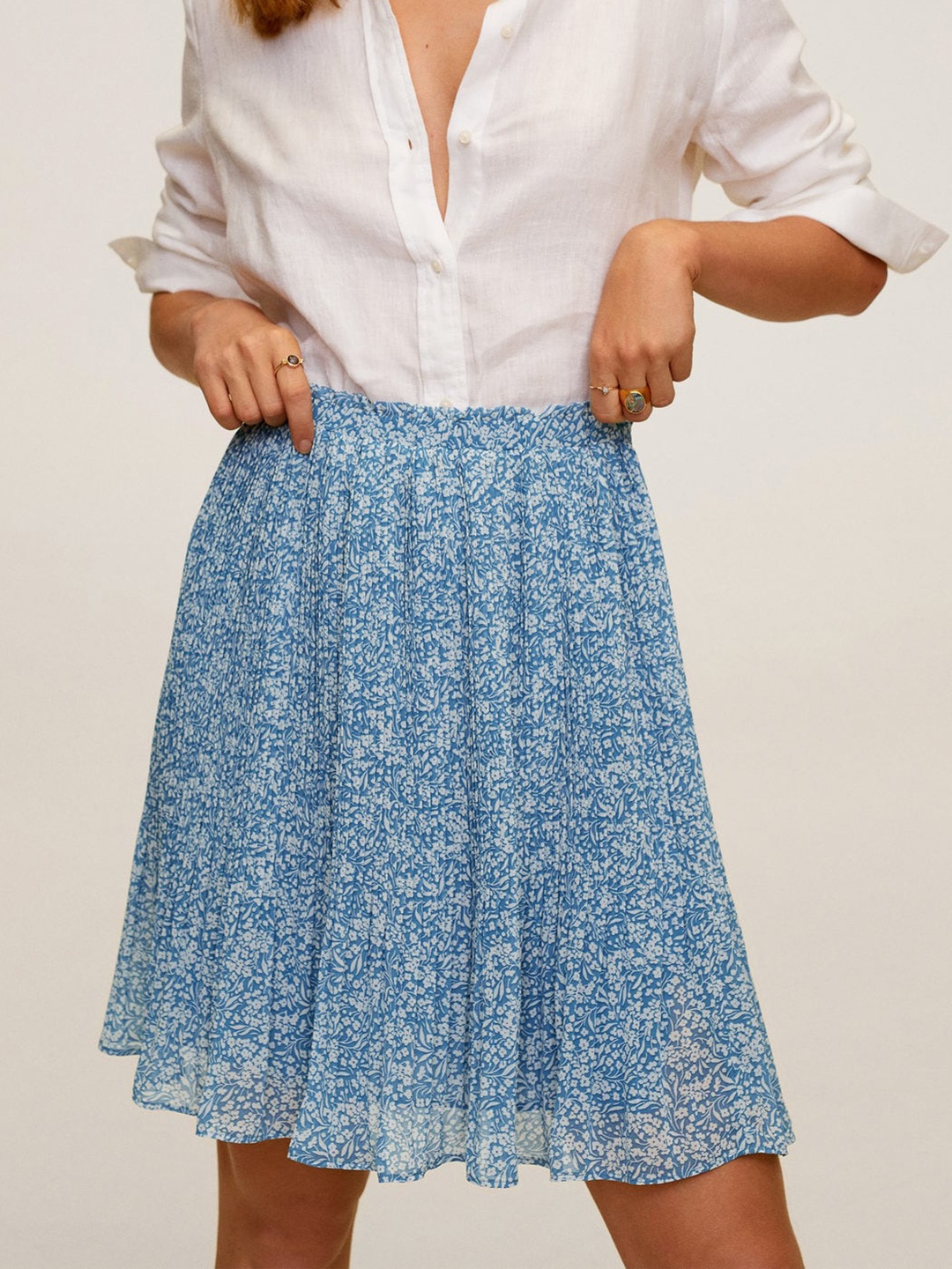 

MANGO Women Blue & White Accordion Pleat Floral Print A-Line Skirt