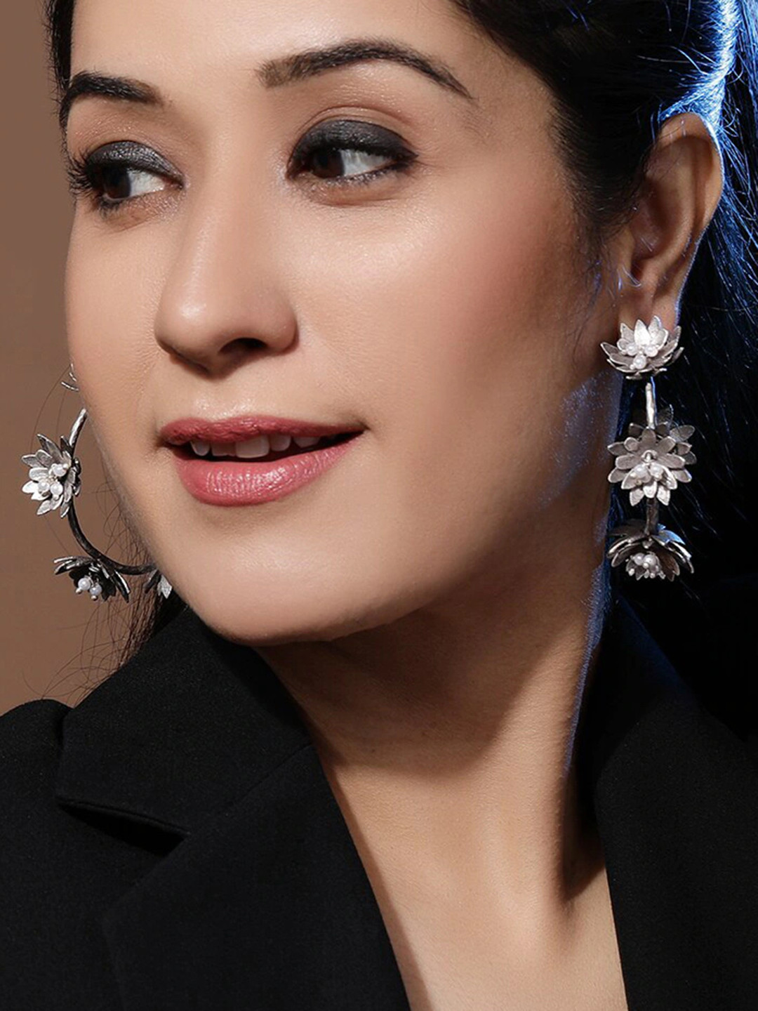 

Rubans Silver-Plated Handcrafted Oxidised Floral Hoop Earrings