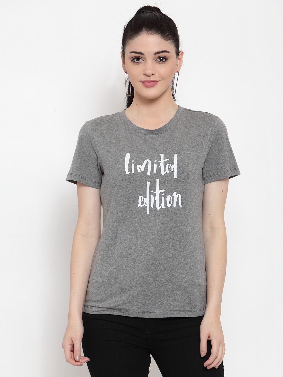 

DOOR74 Women Grey Printed Round Neck T-shirt