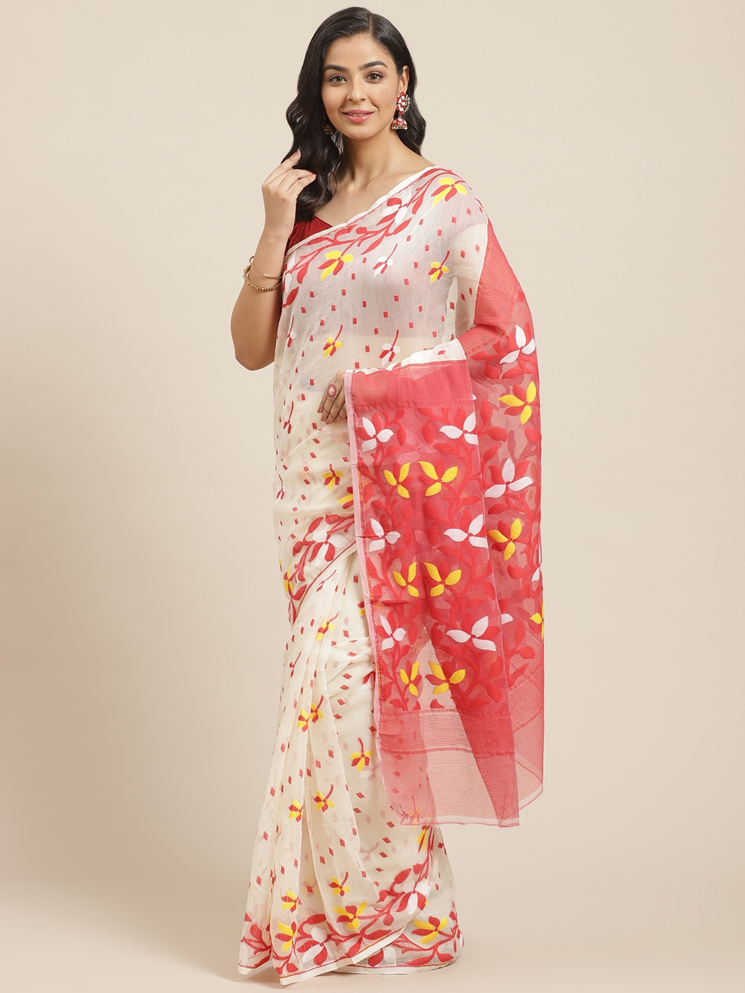 

Laa Calcutta White & Red Woven Design Dhakai Jamdani Saree