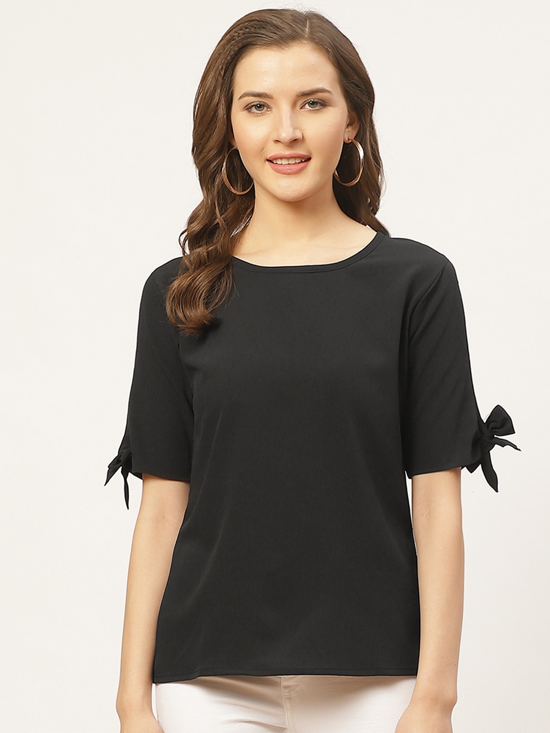 

Darzi Women Black Solid Top