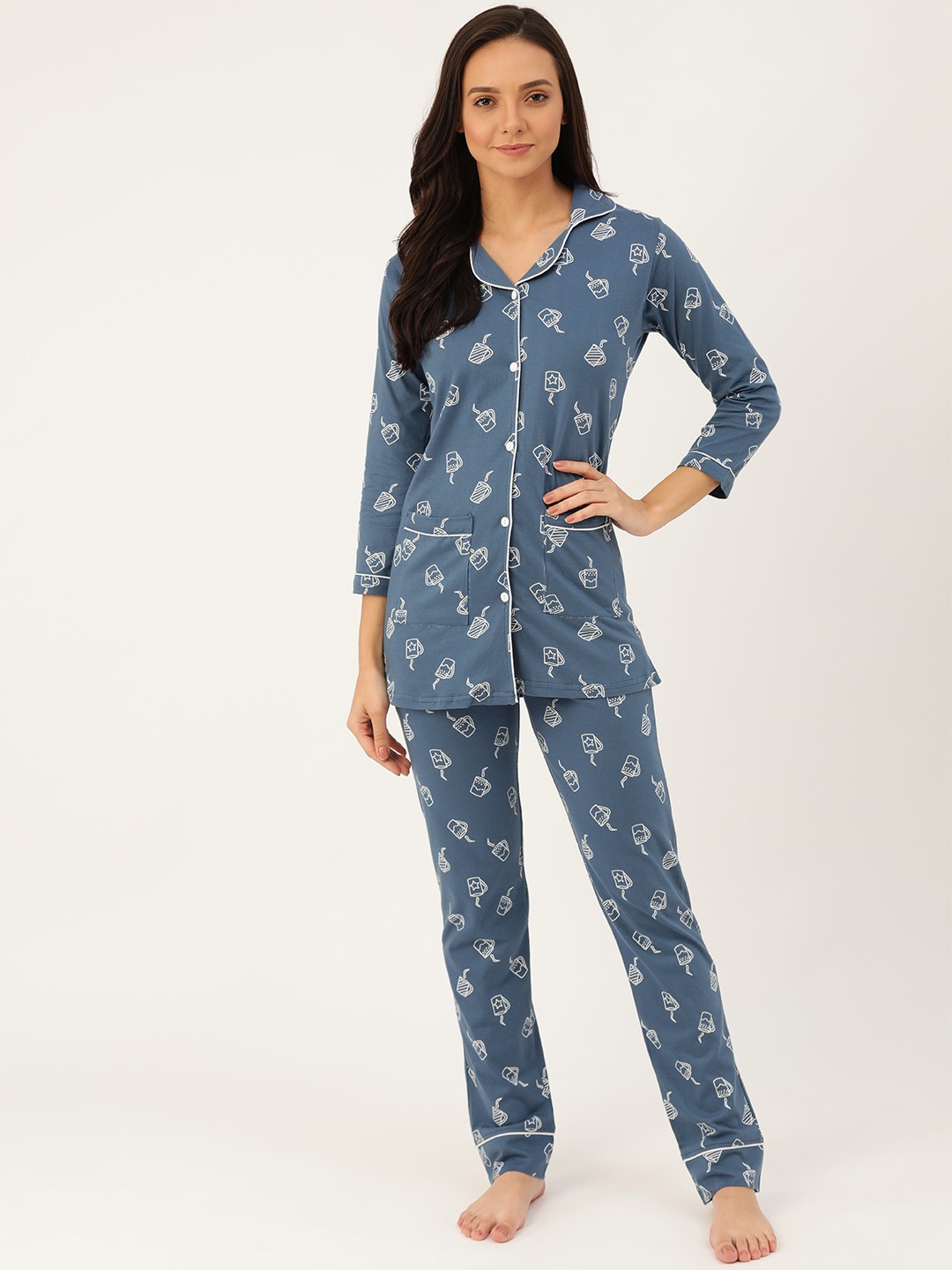 

MBeautiful Women Navy Blue & White Quirky Print Night suit