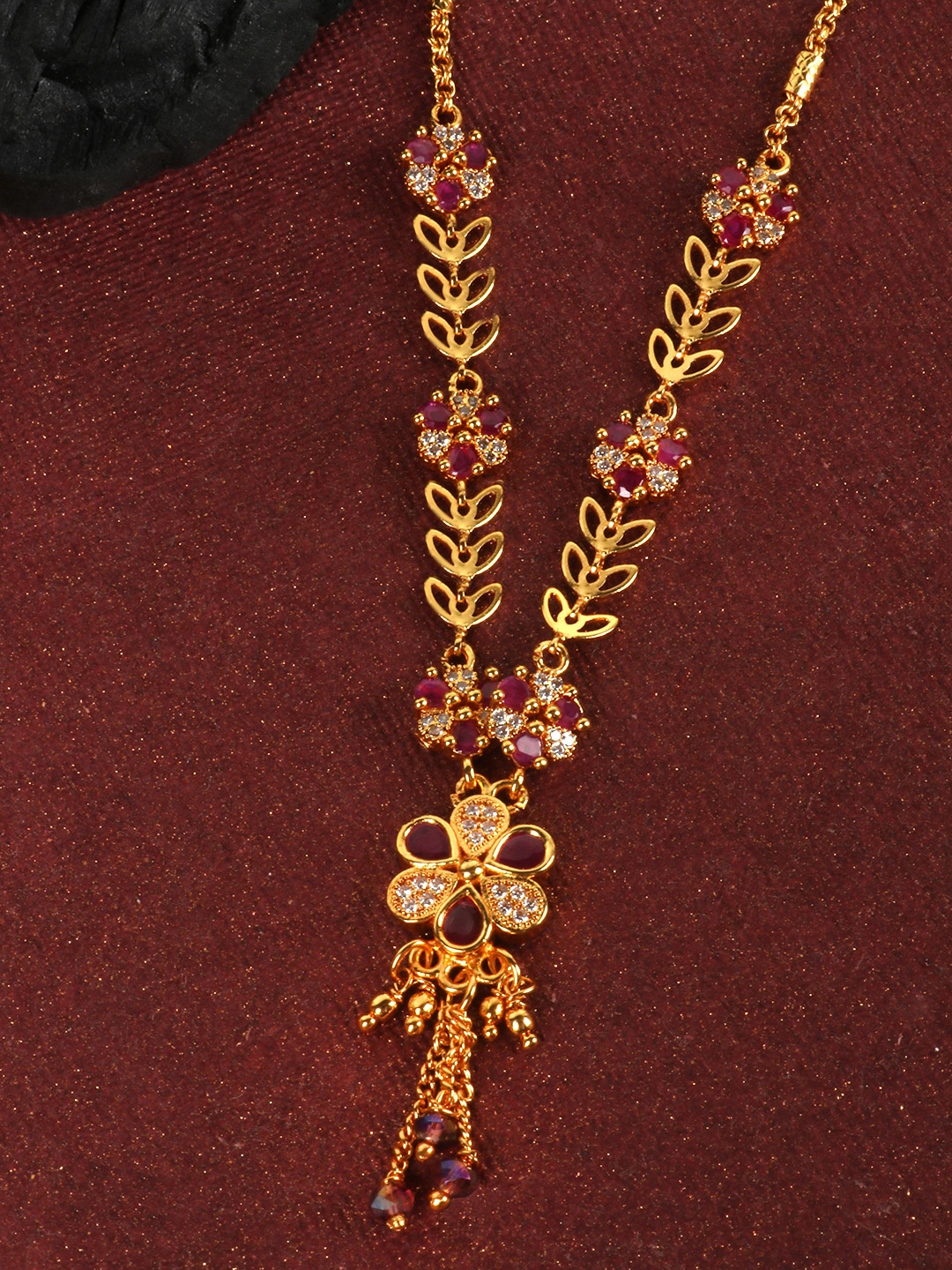 

JEWELS GEHNA Magenta Gold-Plated AD-Studded & Beaded Handcrafted Floral Shaped Necklace