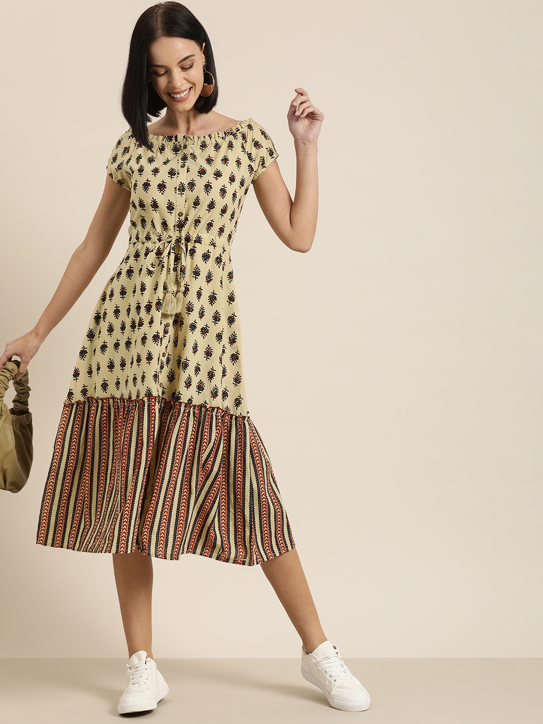

Taavi Women Beige and Maroon Ajrakh Hand Block Print Fit and Flare Dress