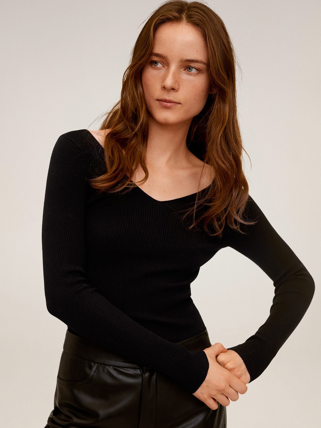 

MANGO Women Black Ribbed Pullover Sweater