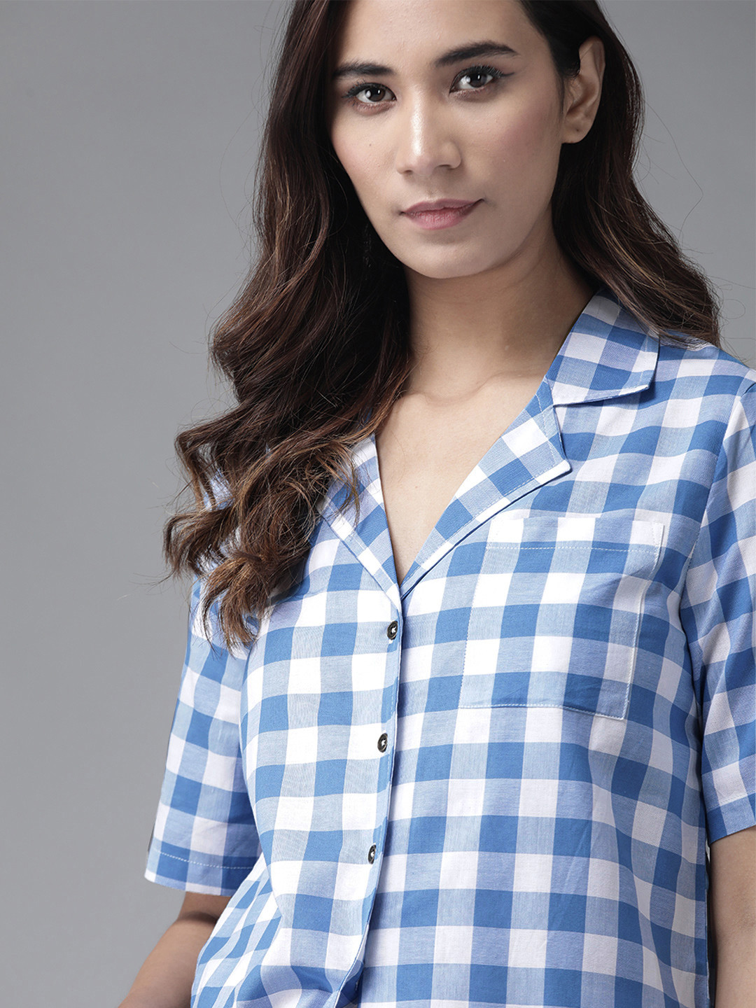 

Roadster Women Blue & White Pure Cotton Regular Fit Checked Casual Shirt