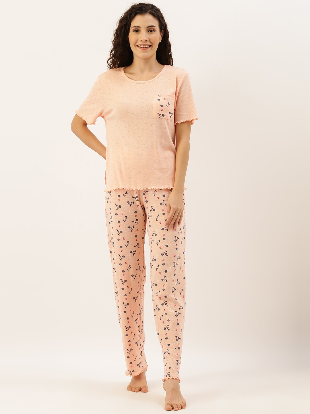 

Slumber Jill Women Peach-Coloured Heart Self Design Night suit