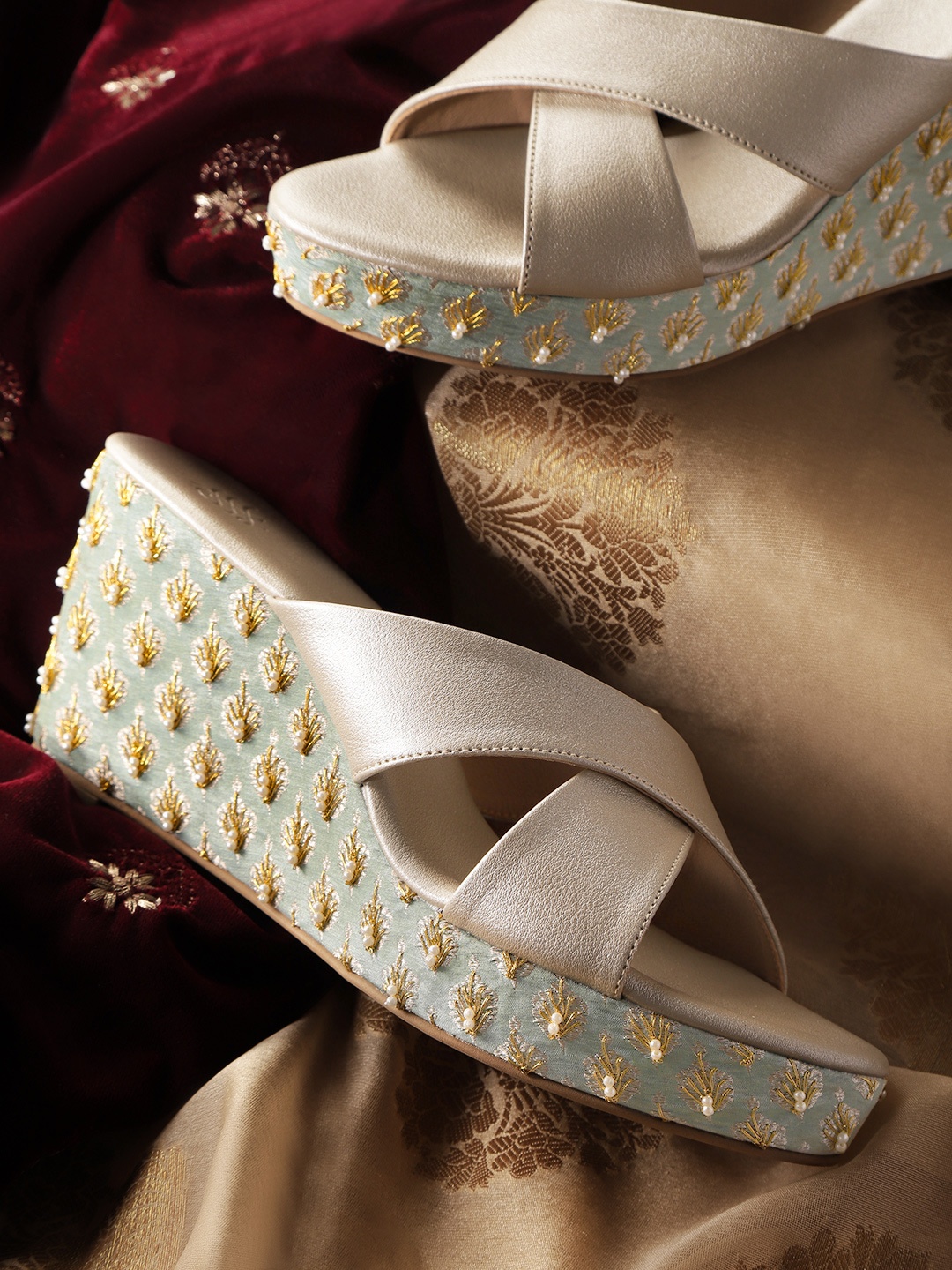

House of Pataudi Women Off-White Embroidered Handcrafted Wedges