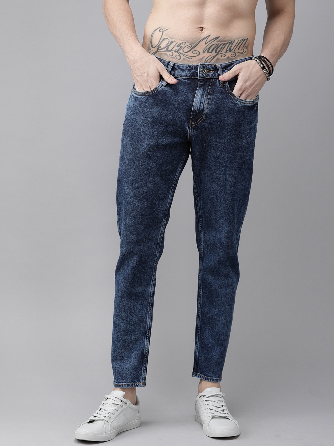 

Roadster Men Blue Slim Tapered Fit Mid-Rise Clean Look Stretchable Cropped Jeans
