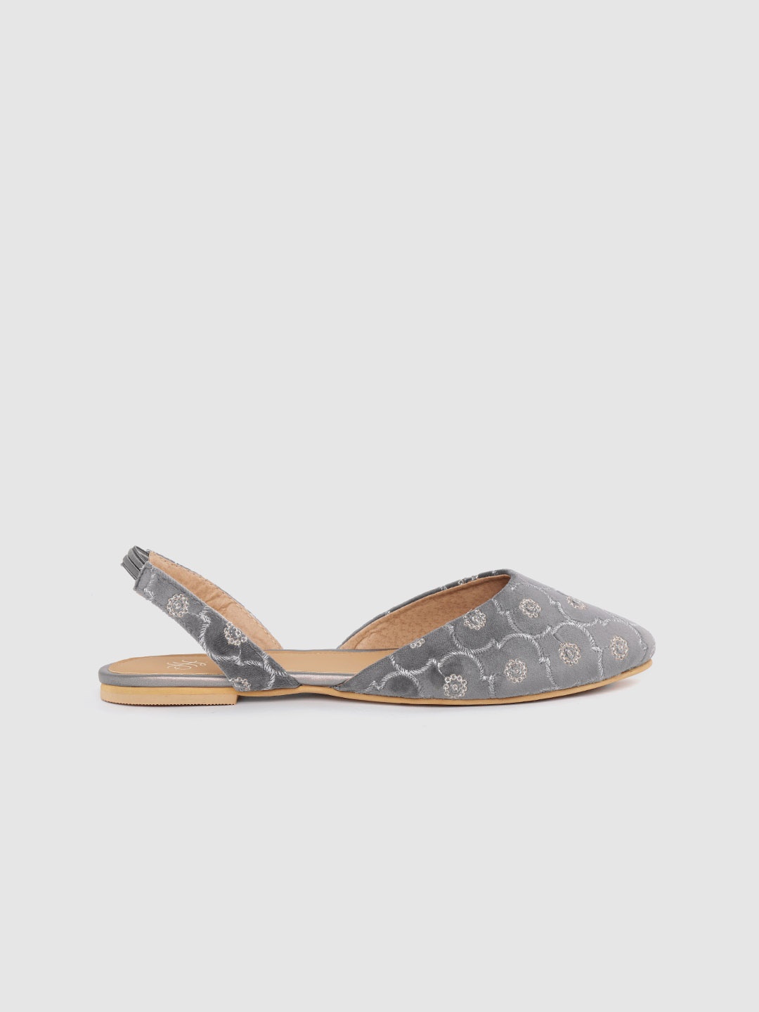 

House of Pataudi Women Grey Embroidered Handcrafted Mules