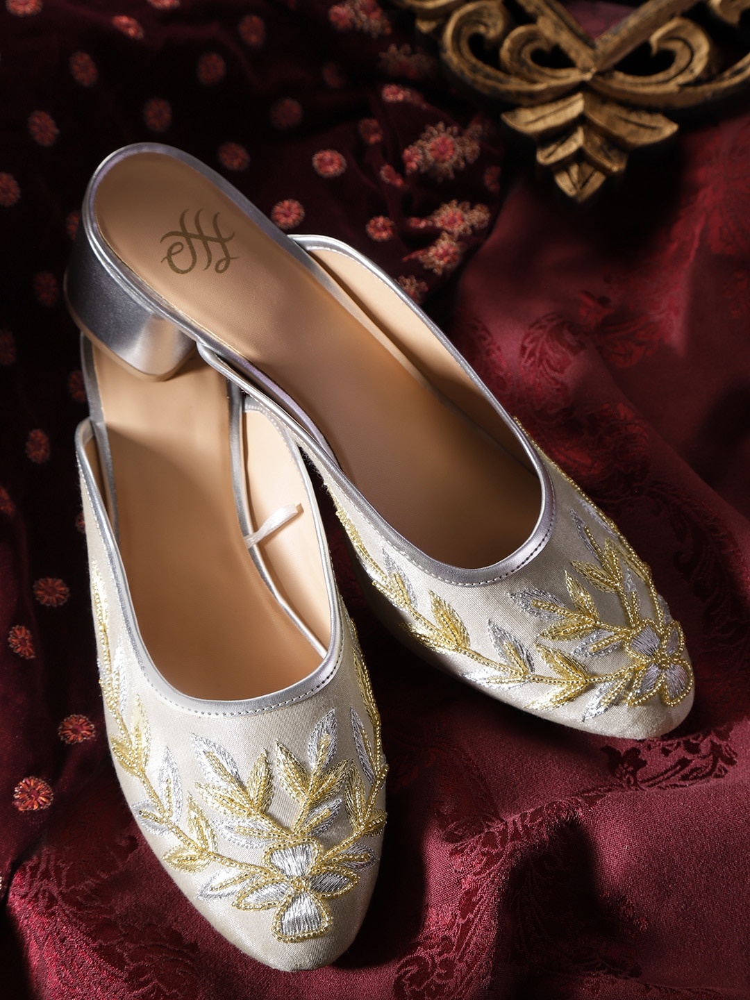 

House of Pataudi Women Silver-Toned & Gold-Toned Embroidered Handcrafted Heeled Mules