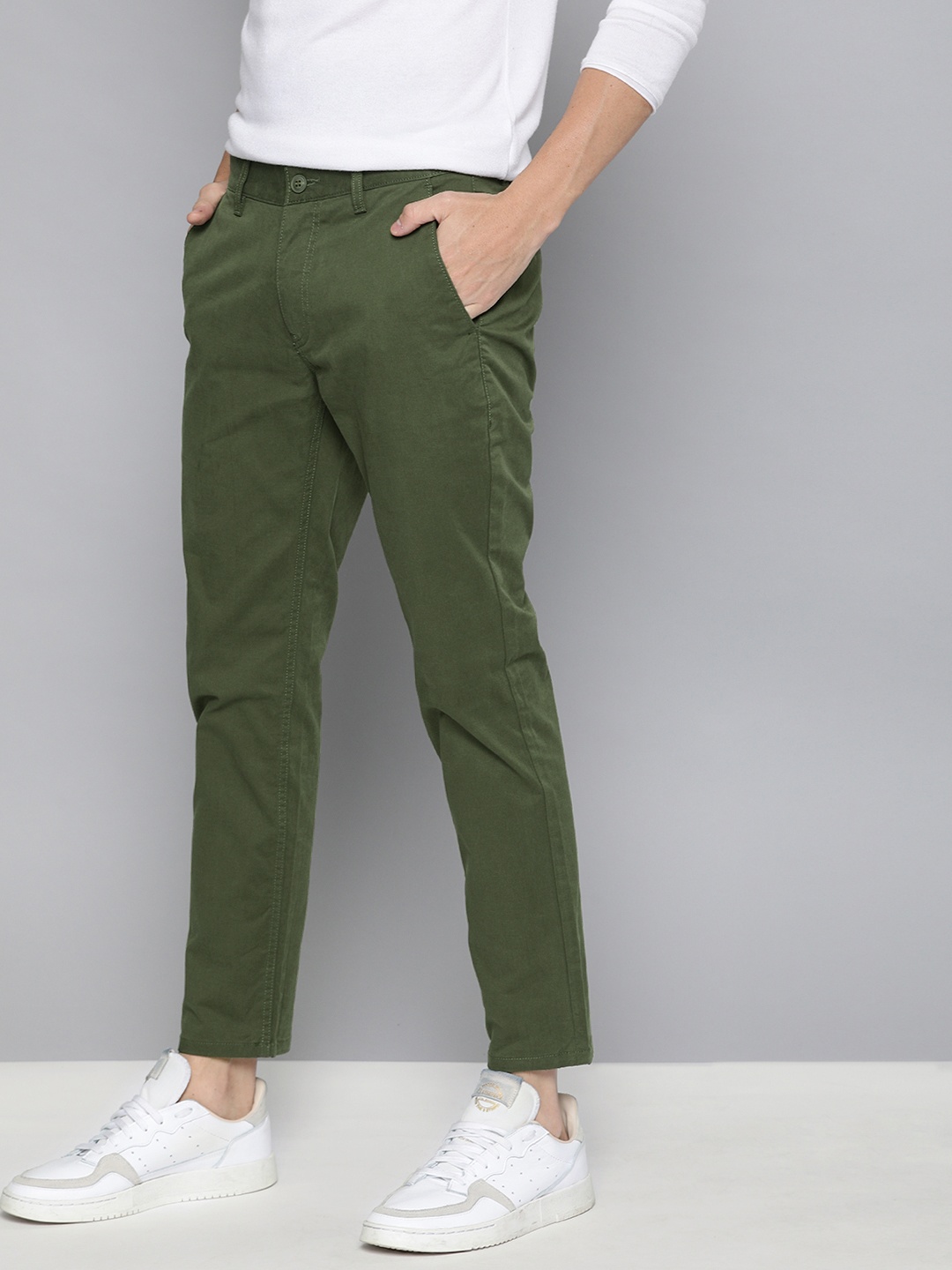 

Mast & Harbour Men Olive Green Slim Fit Solid Chinos