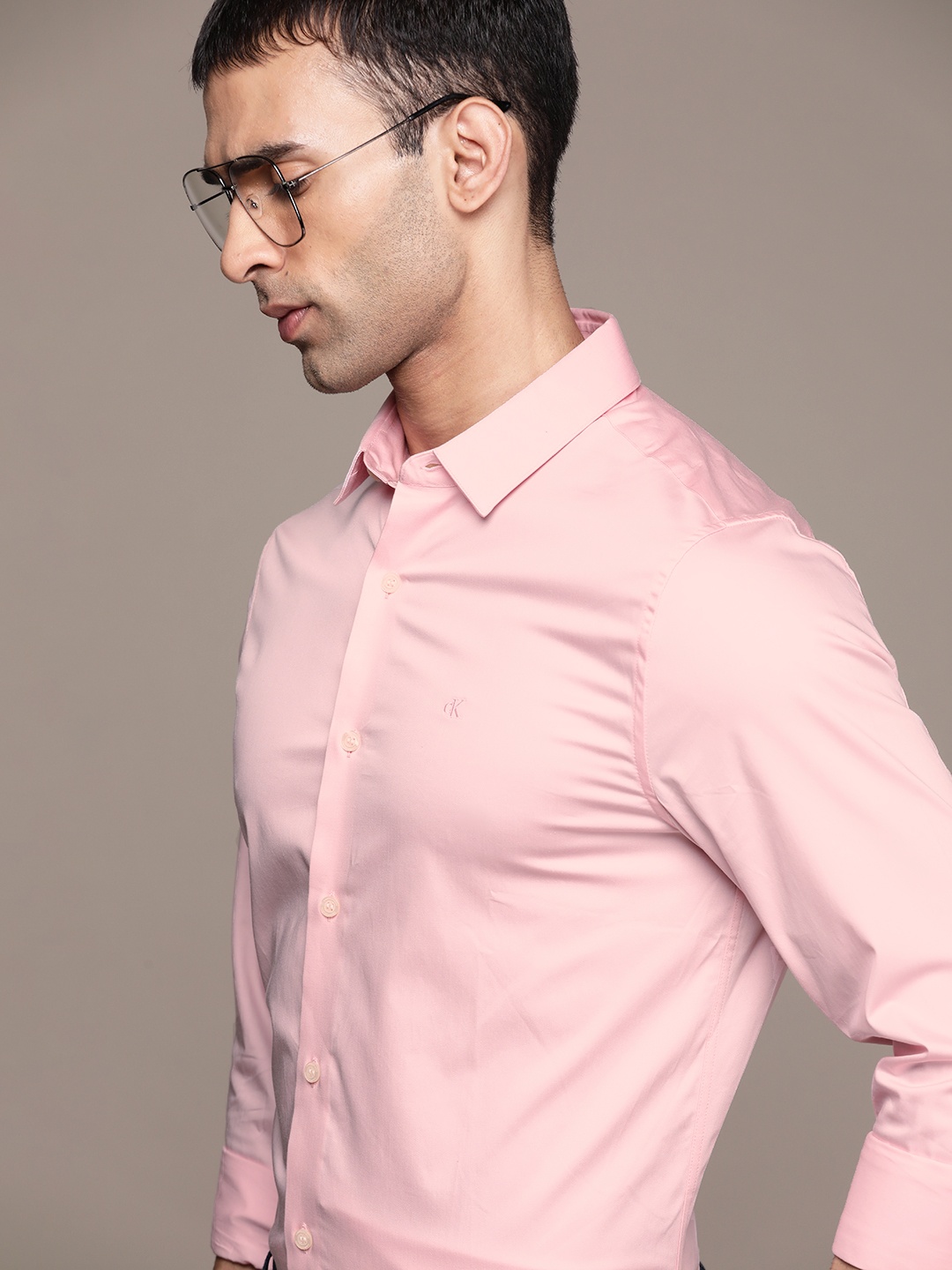 

Calvin Klein Jeans Men Pink Slim Fit Opaque Casual Shirt