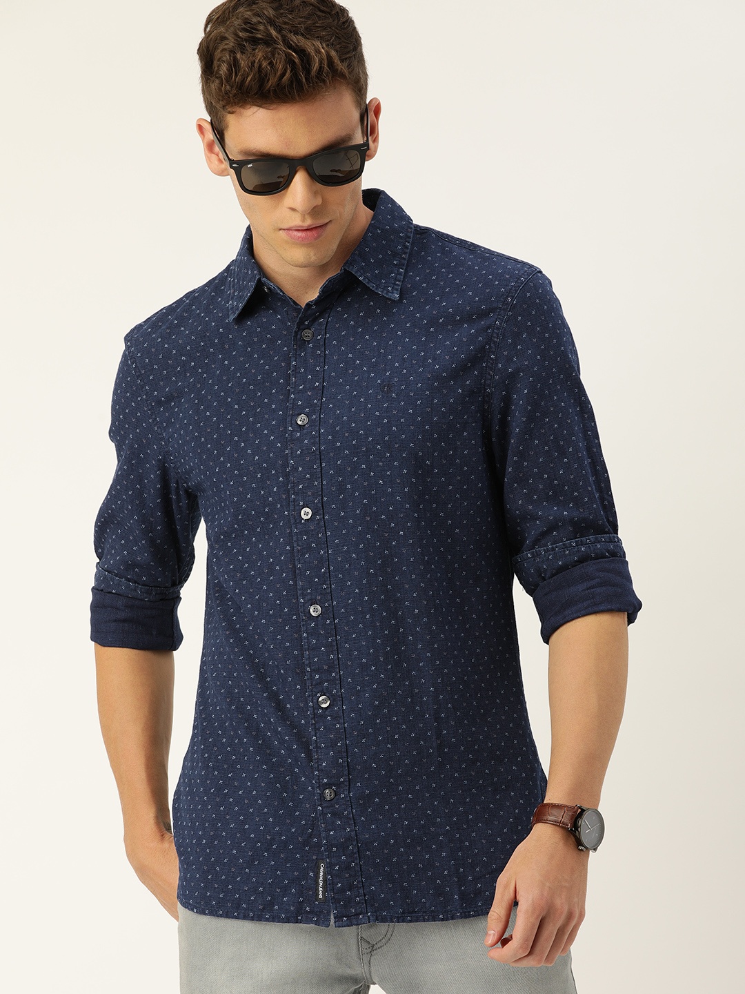 

Calvin Klein Jeans Men Navy Blue & White Regular Fit Printed Casual Shirt