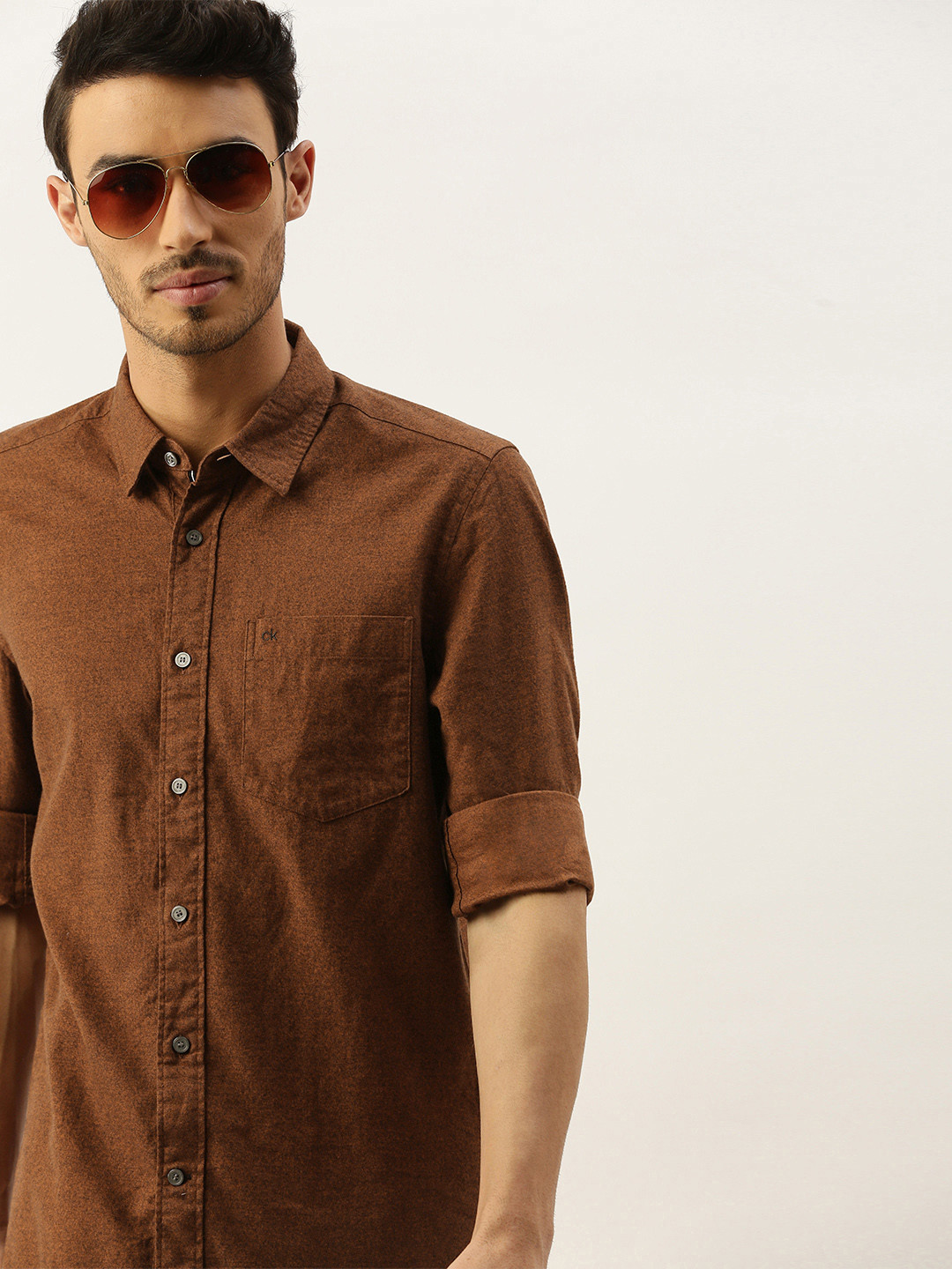

Calvin Klein Jeans Men Brown Regular Fit Solid Casual Flannel Shirt
