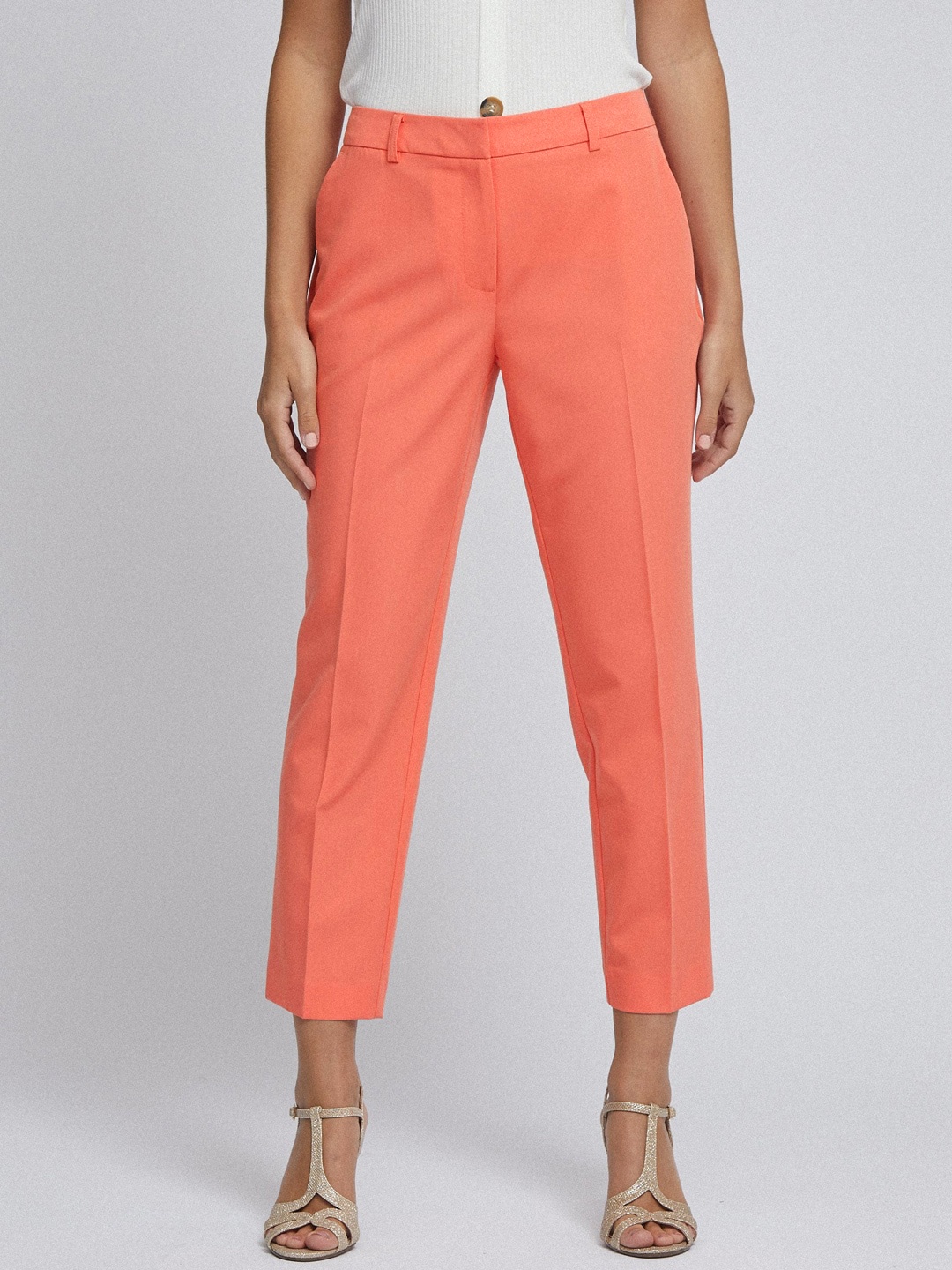 

DOROTHY PERKINS Women Coral Pink Regular Fit Petite Solid Cropped Formal Trousers