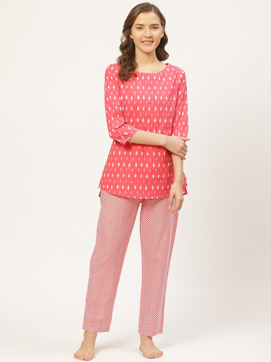 

Prakrti Women Pink & White Abstract Ikkat Printed Cotton Night suit set