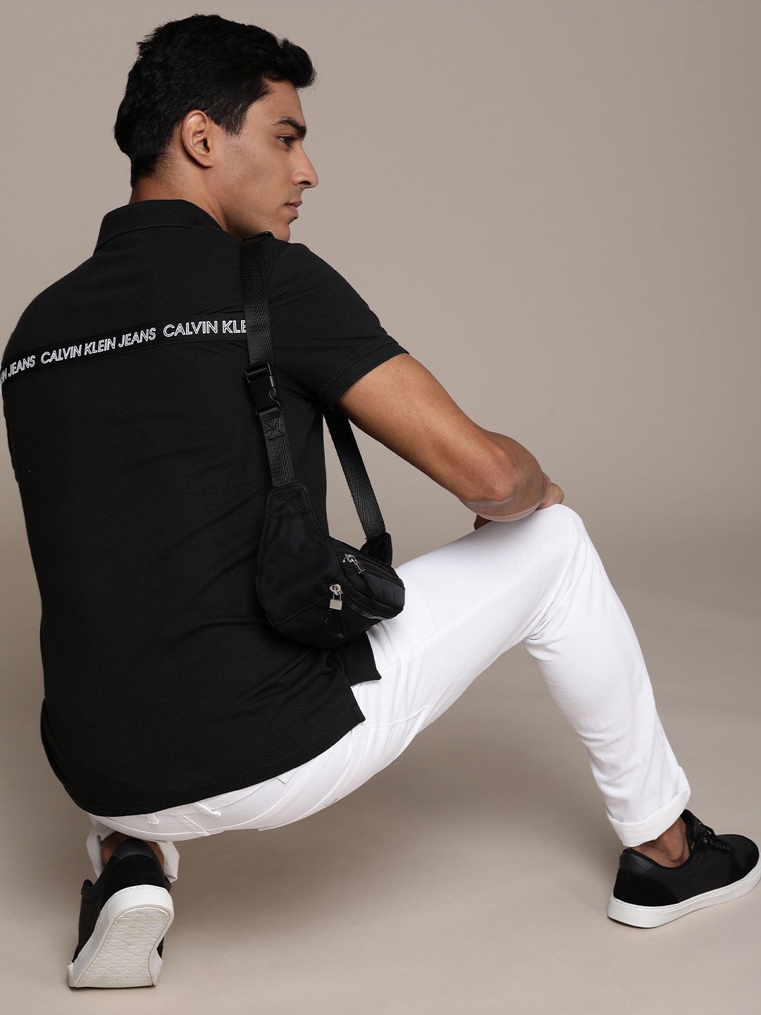 

Calvin Klein Jeans Men Black Brand Logo Embroidered Slim Fit BACK TAPIN T-shirt
