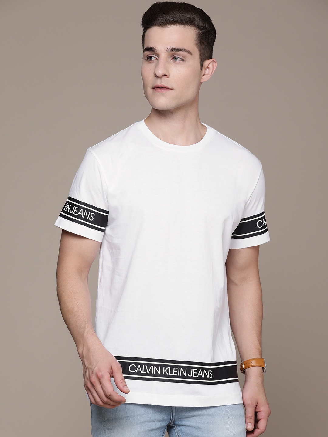 

Calvin Klein Jeans Men White Pure Cotton T-shirt