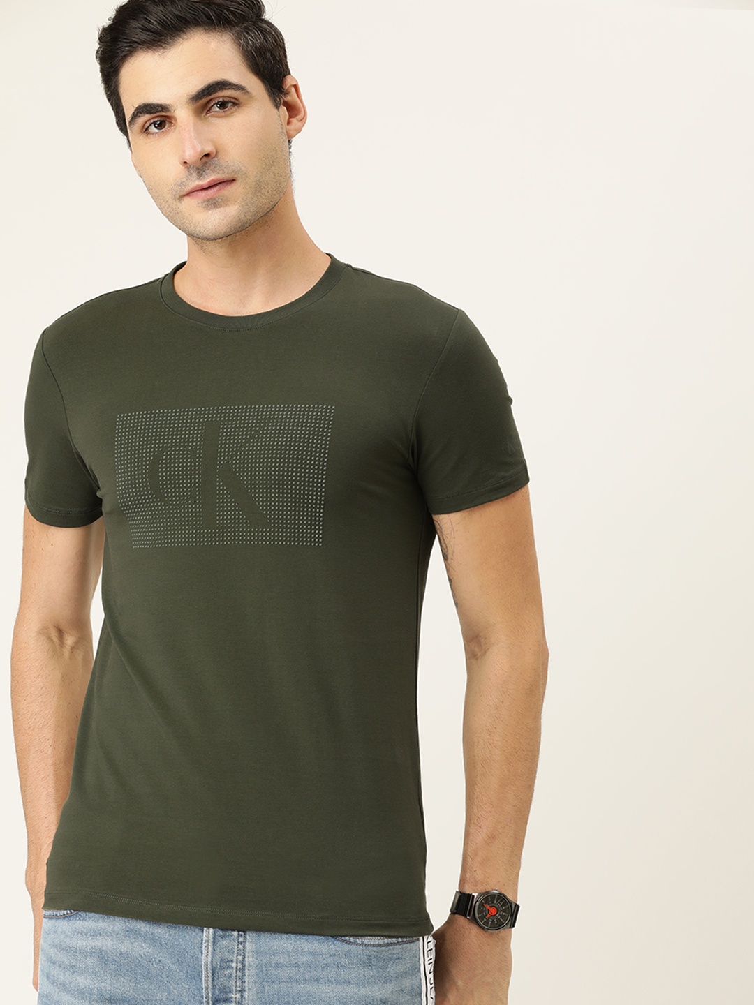 

Calvin Klein Jeans Men Olive Green Printed Slim Fit Round Neck T-shirt