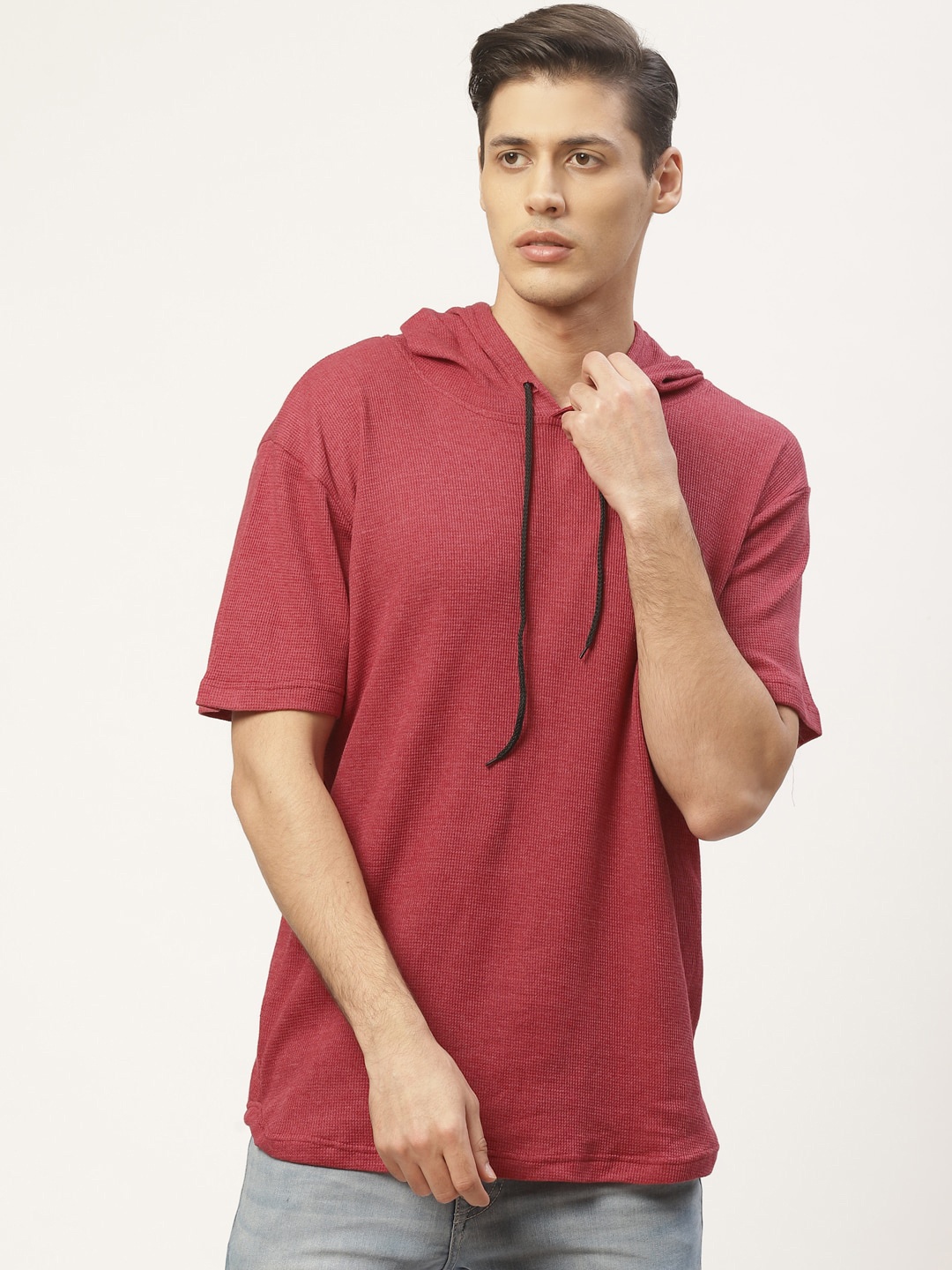 

PAUSE SPORT Men Maroon Solid Hooded T-shirt