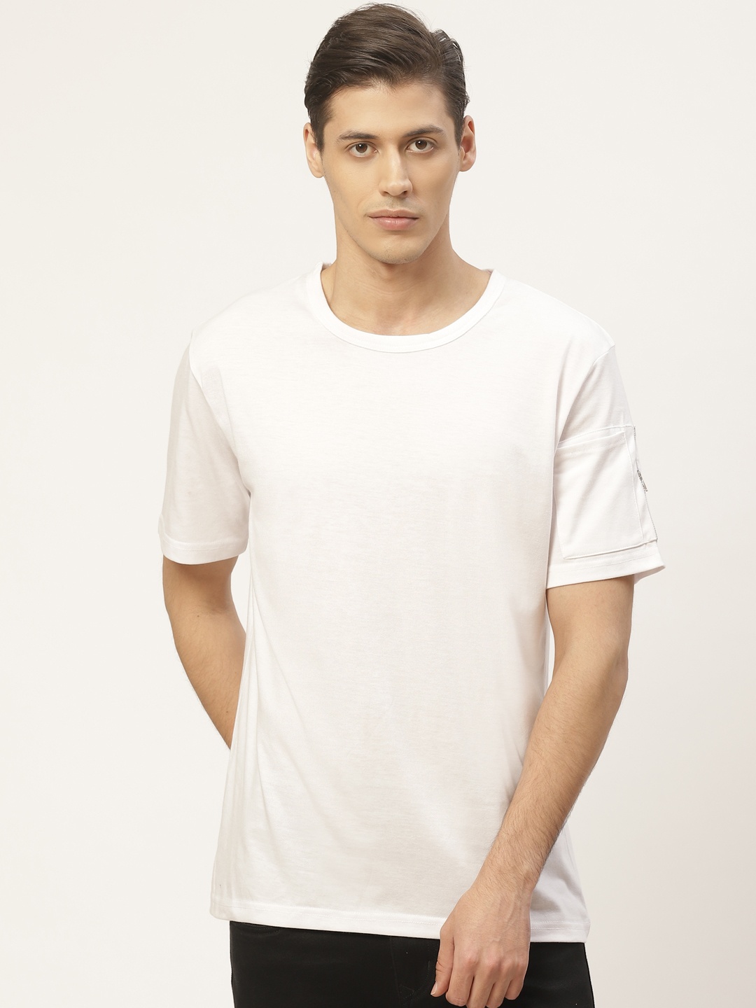 

PAUSE SPORT Men White Solid Round Neck T-shirt