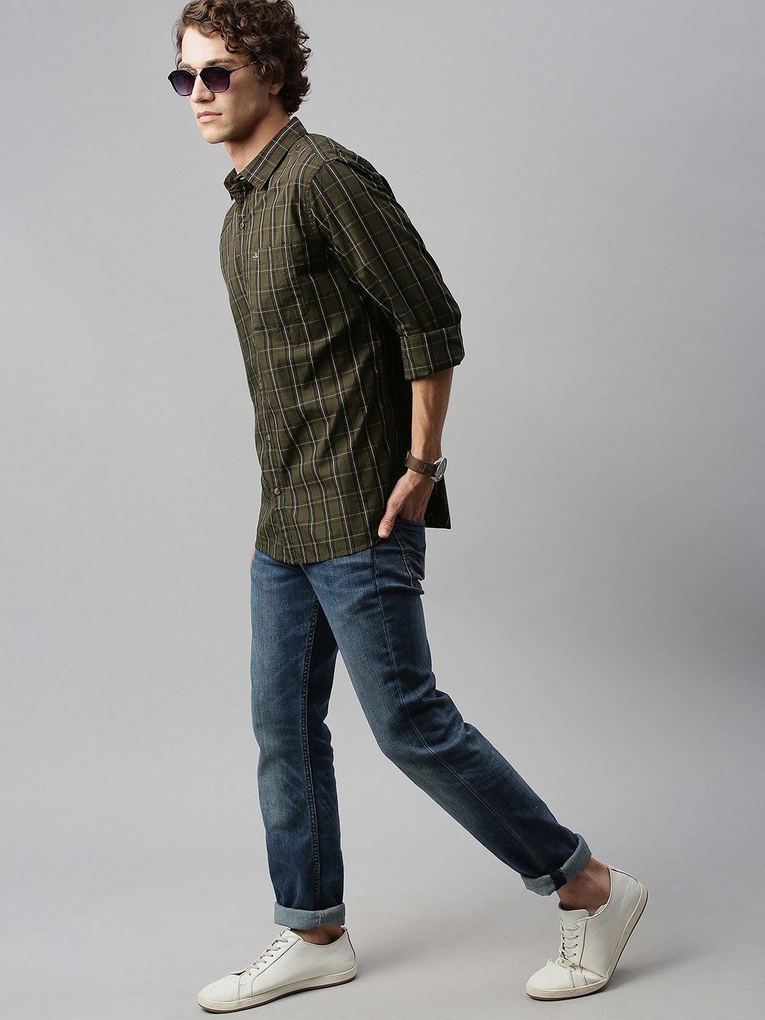 

WROGN Men Olive Green & White Slim Fit Checked Casual Shirt