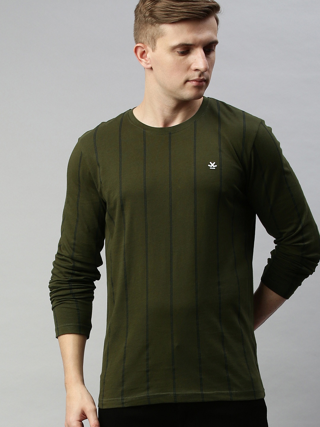 

WROGN Men Olive Green Striped Round Neck Pure Cotton T-shirt