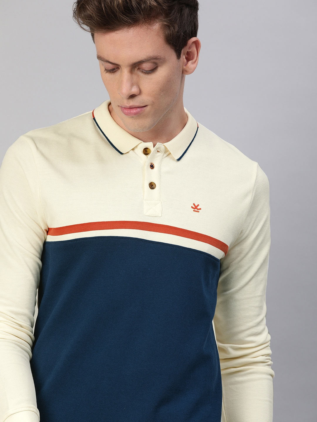 

WROGN Men Off-White Navy Blue Slim Fit Colourblocked Polo Collar Pure Cotton T-shirt