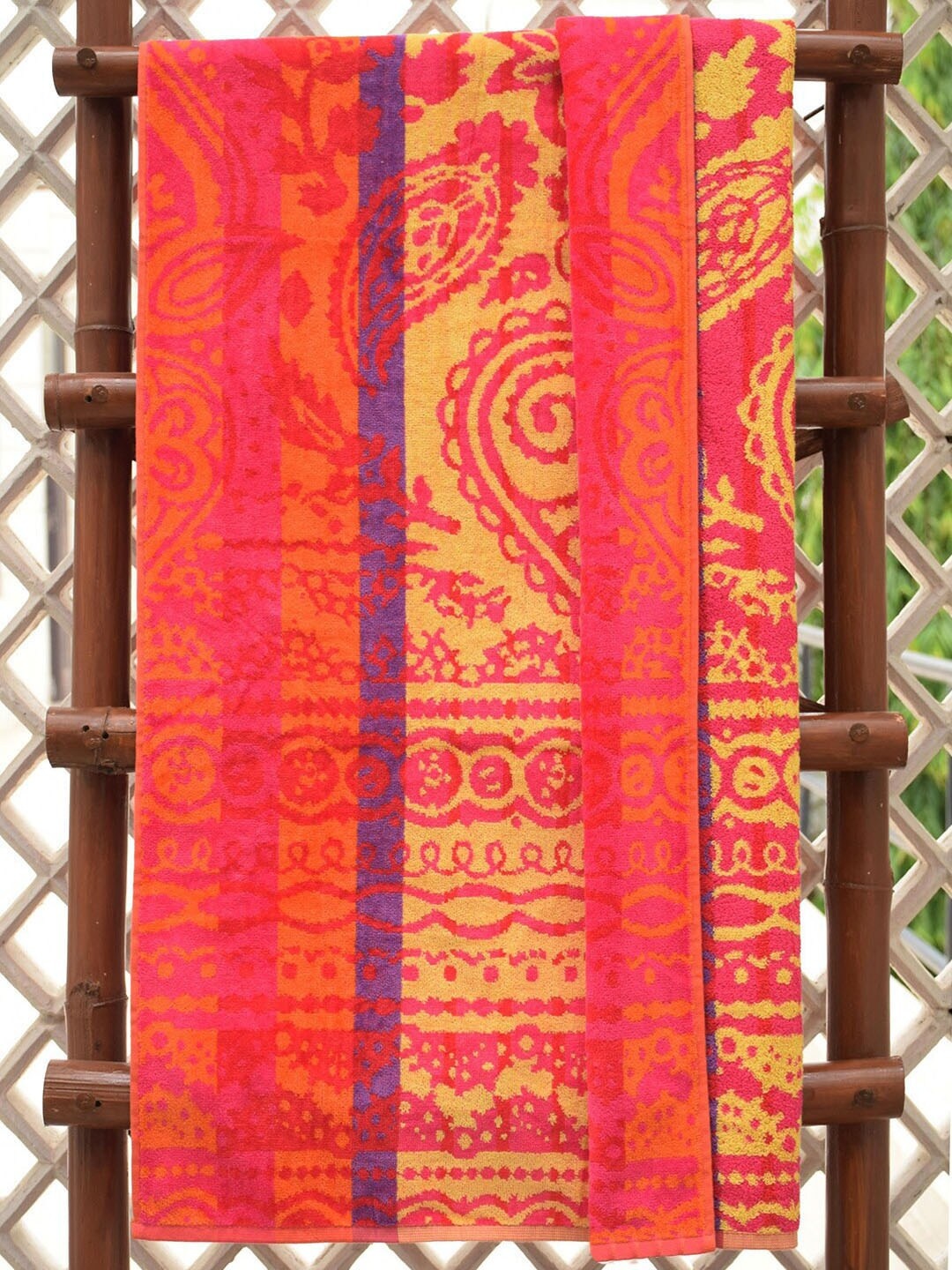 

AVI Living Orange & Yellow Printed 400 GSM Beach Towel