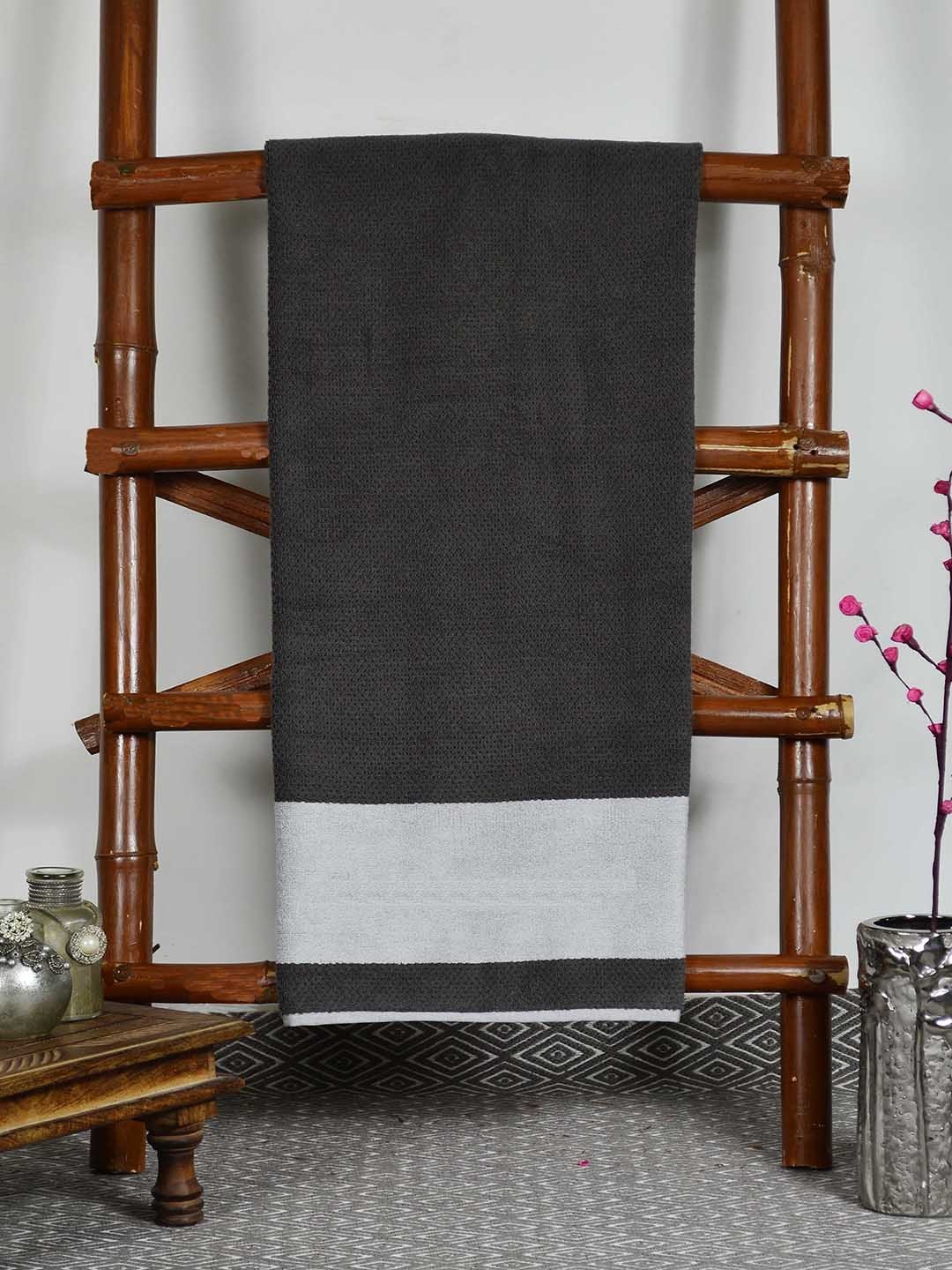 

AVI Living Unisex Charcoal Grey Solid 650 GSM Bath Towel