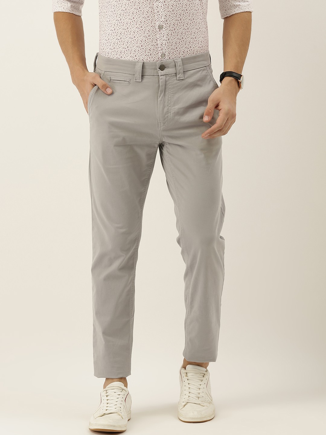 

Calvin Klein Jeans Men Grey Skinny Fit Cropped Chinos