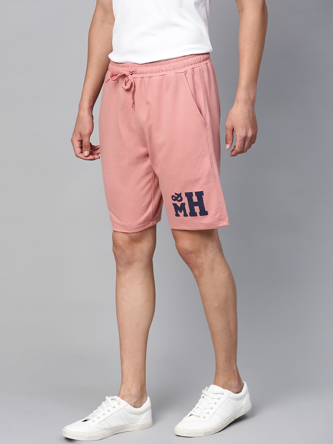 

Mast & Harbour Men Dusty Pink Solid Regular Fit Shorts