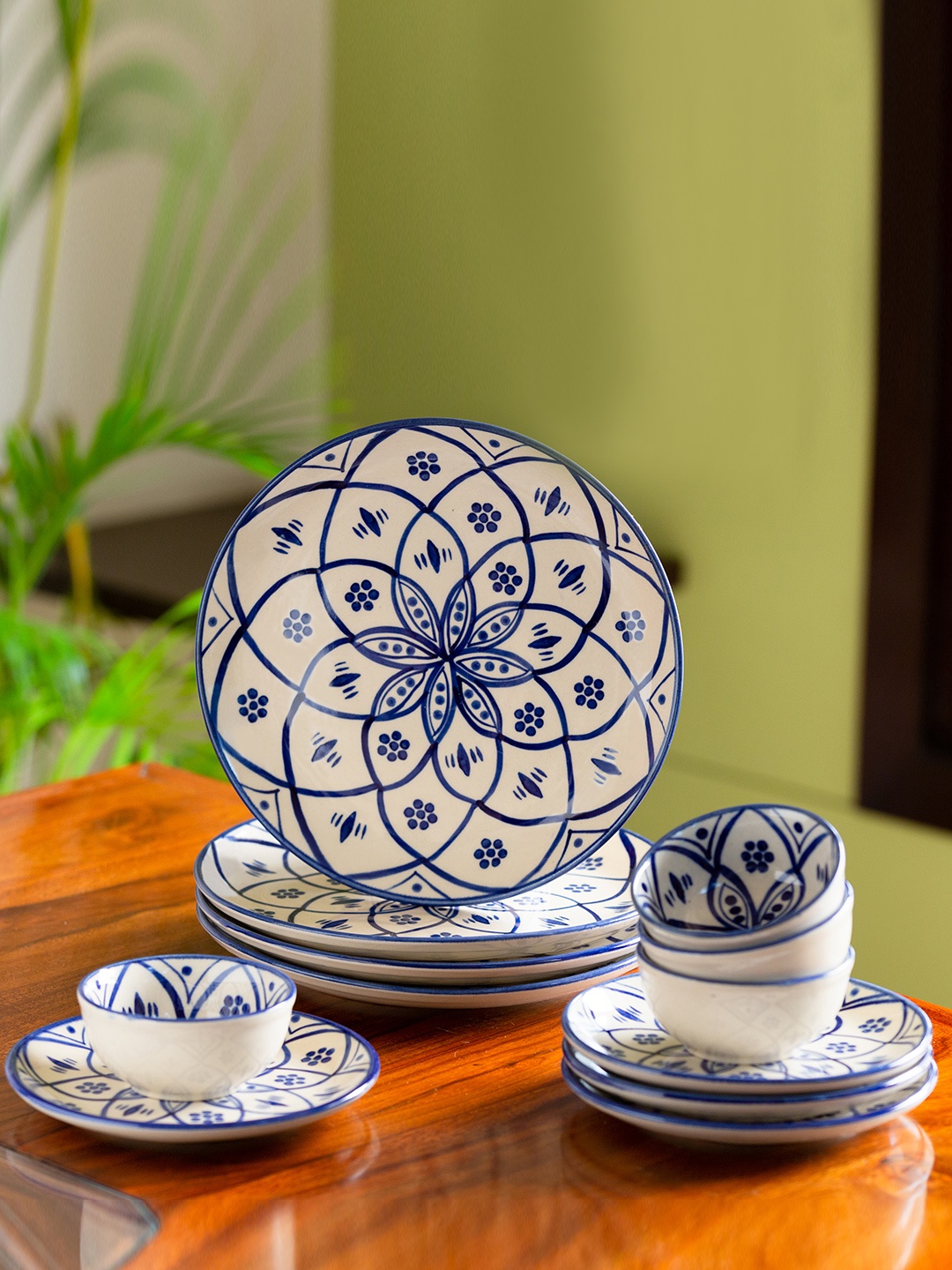 

ExclusiveLane Set Of 12 Hand-Painted Studio Pottery Dinner & Quarter Plates With Bowls, White